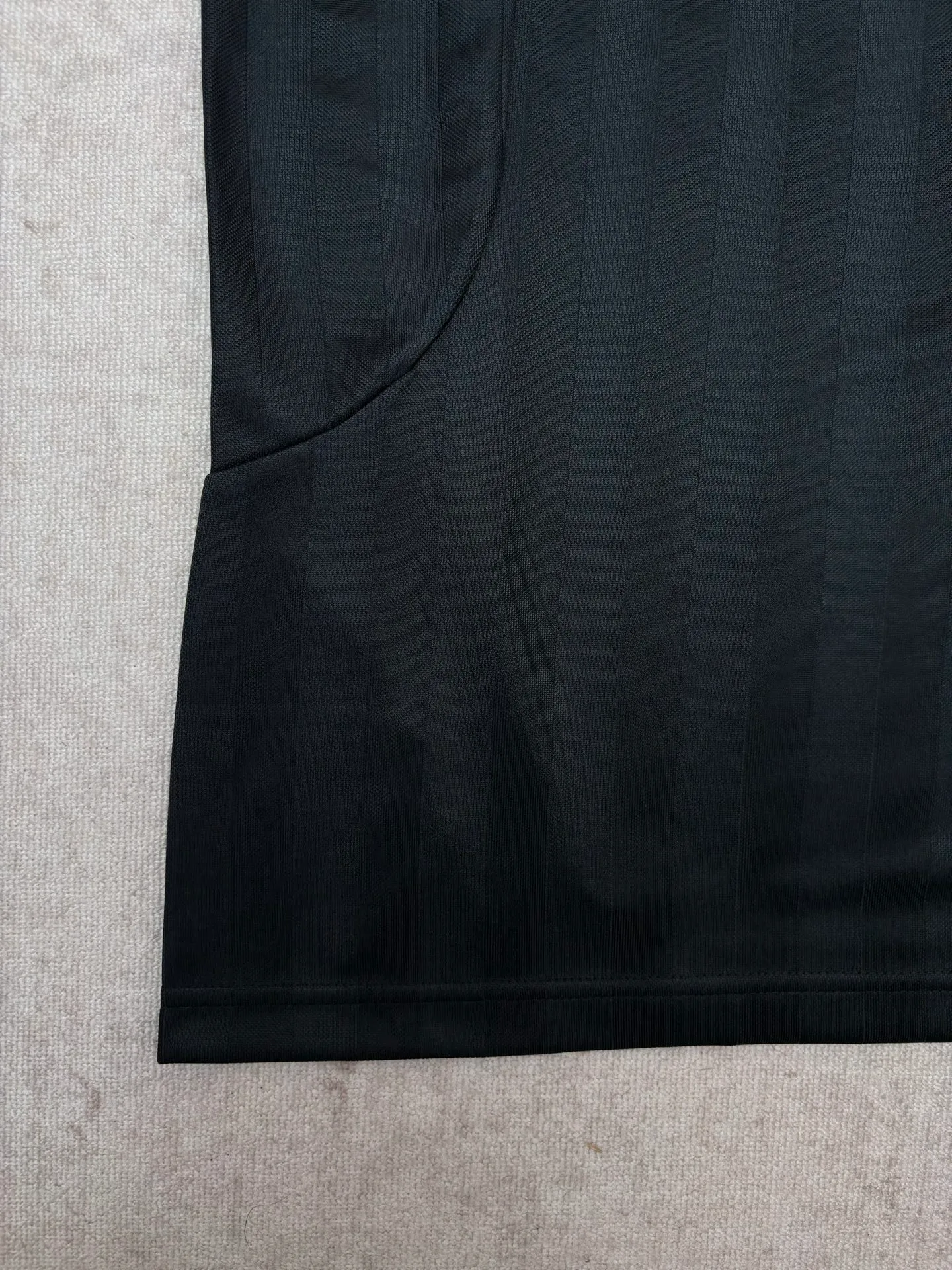26ss Logo T Black Sizes：S. M. L